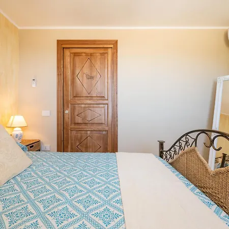 Dream - Blue Retreat